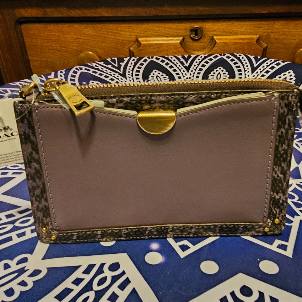 COACH Dreamer Wristlet With Snakeskin Detail in Dusty Lavender 73957 $225 NWT 